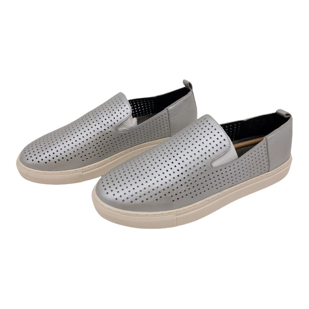Hush Puppies Manda Perf Leather Slip-On Sneaker Women's 9.5 Silver NWOT